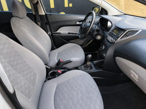 HYUNDAI HB 20 Sedan 1.6 16V 4P FLEX COMFORT PLUS, Foto 6