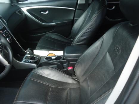 HYUNDAI I30 1.8 16V 4P GLS AUTOMÁTICO, Foto 3 HYUNDAI I30 1.8 16V 4P GLS AUTOMÁTICO, Foto 3