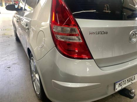 HYUNDAI I30 2.0 16V 4P AUTOM�TICO, Foto 12