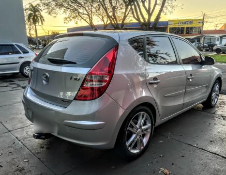 HYUNDAI I30 2.0 16V 4P, Foto 4