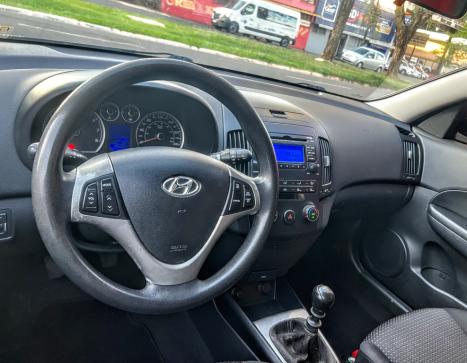 HYUNDAI I30 2.0 16V 4P, Foto 8