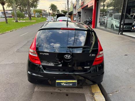 HYUNDAI I30 2.0 16V 4P, Foto 4