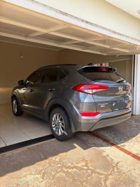 HYUNDAI Tucson 1.6 16V 4P T-GDI GLS ECOSHIFT AUTOM�TICO, Foto 2