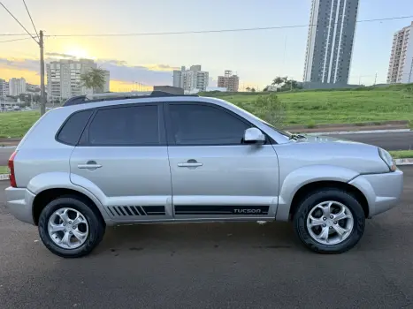 HYUNDAI Tucson 2.0 16V 4P GL AUTOM�TICO, Foto 1