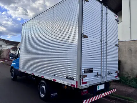 IVECO Daily 35-150 CABINE SIMPLES DIESEL, Foto 4