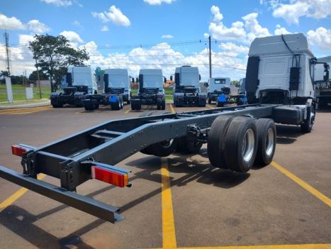 IVECO Tector 240E28, Foto 4