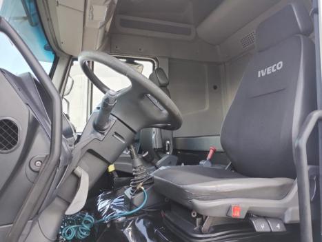 IVECO Tector 240E28, Foto 5