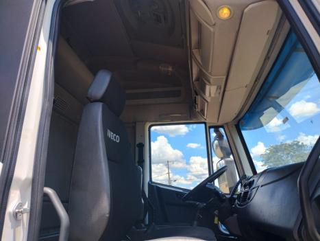 IVECO Tector 240E28, Foto 6