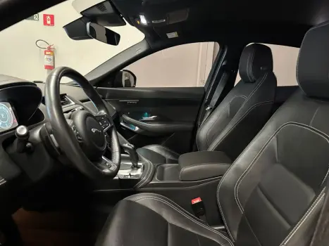 JAGUAR E-Pace 2.0 16V 4P P300 R-DYNAMIC SE AWD TURBO AUTOM�TICO, Foto 16