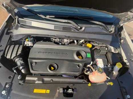 JEEP Commander 2.0 16V 4P TD380 OVERLAND 4X4 TURBO DIESEL AUTOM�TICO AT9, Foto 13