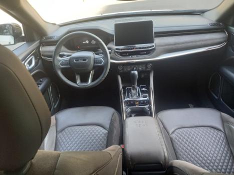 JEEP Commander 2.0 16V 4P TD380 OVERLAND 4X4 TURBO DIESEL AUTOM�TICO AT9, Foto 7