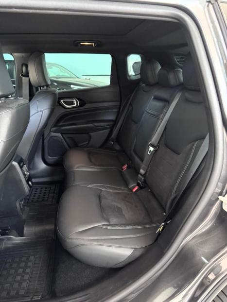 JEEP Compass 2.0 16V 4P HURRICANE 4 TURBO BLACKHAWK AUTOM�TICO AT9, Foto 18