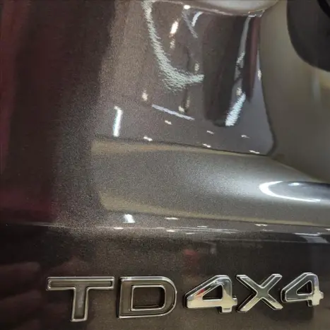 JEEP Compass 2.0 16V 4P 350 LONGITUDE 4X4 TURBO DIESEL AUTOM�TICO, Foto 19