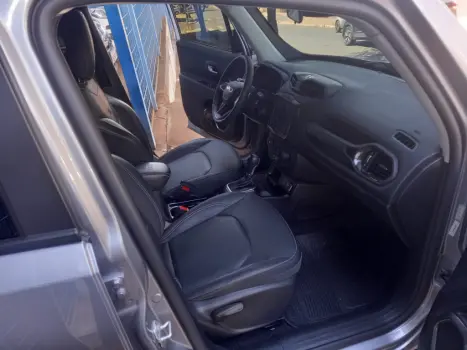 JEEP Renegade 1.3 16V 4P FLEX T270 LONGITUDE TURBO AUTOMÁTICO, Foto 9 JEEP Renegade 1.3 16V 4P FLEX T270 LONGITUDE TURBO AUTOMÁTICO, Foto 9