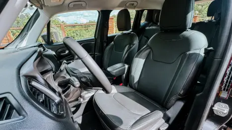 JEEP Renegade 1.3 16V 4P FLEX T270 LONGITUDE TURBO AUTOM�TICO, Foto 9