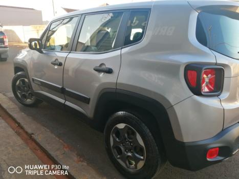 JEEP Renegade 1.8 16V 4P FLEX AUTOMÁTICO, Foto 2 JEEP Renegade 1.8 16V 4P FLEX AUTOMÁTICO, Foto 2