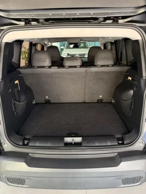 JEEP Renegade 1.8 16V 4P FLEX AUTOM�TICO, Foto 17