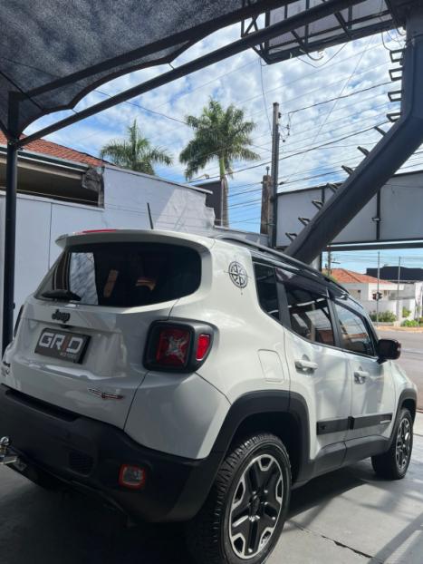 JEEP Renegade 2.0 16V 4P TURBO DIESEL TRAILHAWK 4X4 AUTOM�TICO, Foto 6