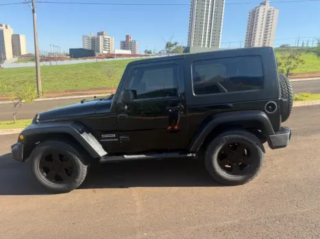 JEEP Wrangler 3.8 V6 12V SPORT TETO R�GIDO AUTOM�TICO, Foto 6