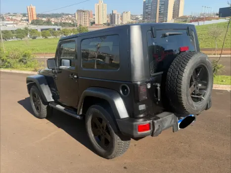 JEEP Wrangler 3.8 V6 12V SPORT TETO R�GIDO AUTOM�TICO, Foto 7