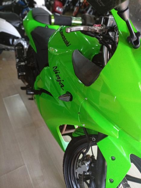 KAWASAKI Ninja 250 R, Foto 3