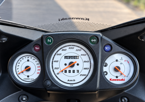 KAWASAKI Ninja 250 R, Foto 4
