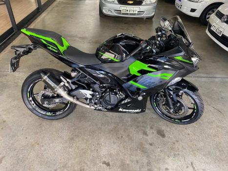 KAWASAKI Ninja 400 , Foto 4
