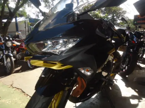 KAWASAKI Ninja 400 , Foto 2