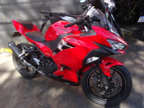 KAWASAKI Ninja 400 , Foto 1