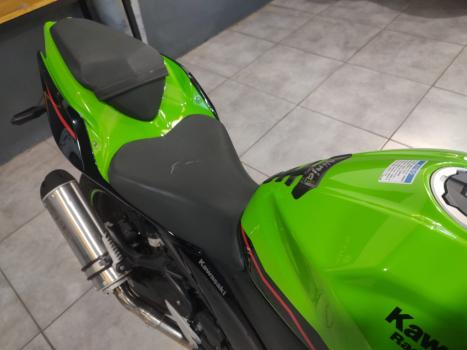 KAWASAKI Ninja 400 , Foto 10
