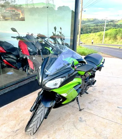 KAWASAKI Ninja 650 R, Foto 6