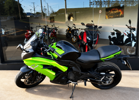 KAWASAKI Ninja 650 R, Foto 6