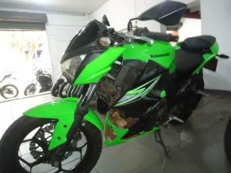 KAWASAKI Z 300 ABS, Foto 2