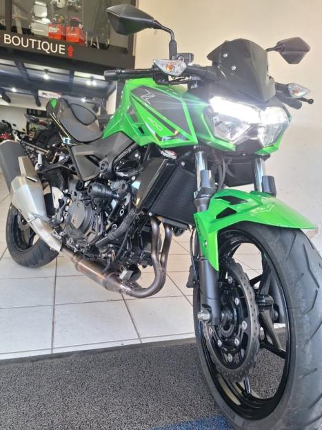 KAWASAKI Z 400 ABS, Foto 4
