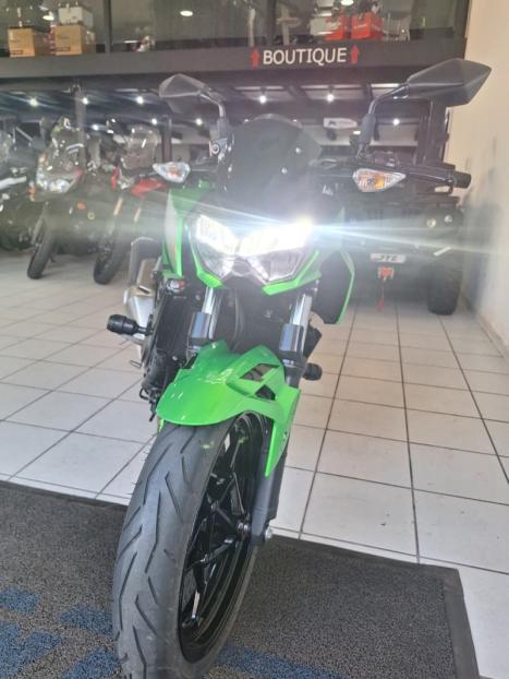 KAWASAKI Z 400 ABS, Foto 8