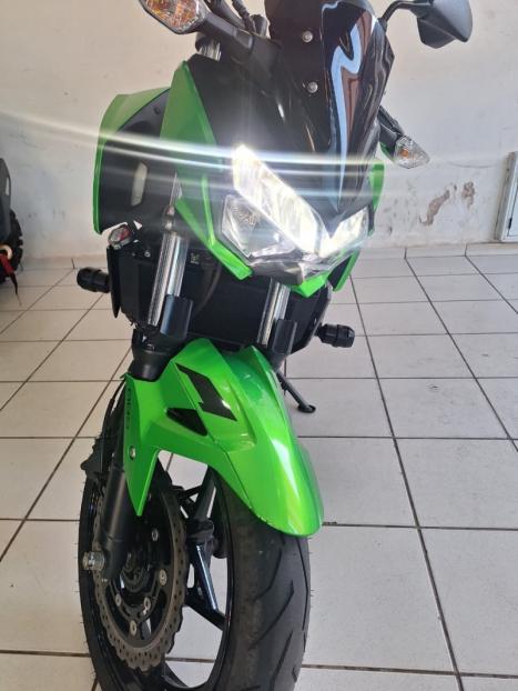 KAWASAKI Z 400 ABS, Foto 9