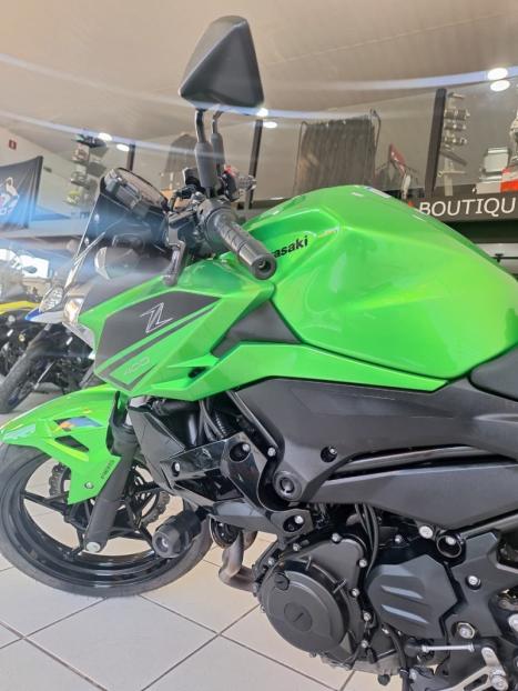 KAWASAKI Z 400 ABS, Foto 13