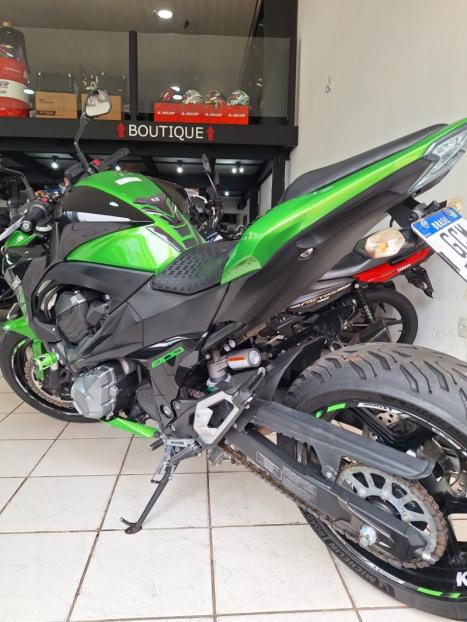 KAWASAKI Z 800 , Foto 7