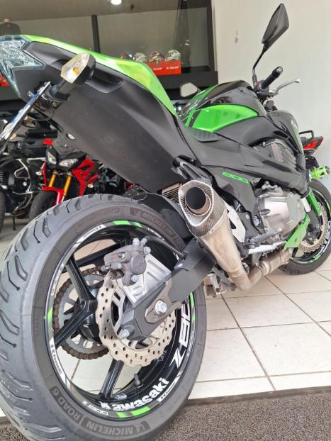 KAWASAKI Z 800 , Foto 13