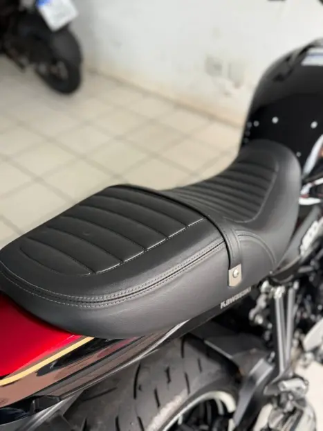 KAWASAKI Z 900 RS, Foto 10