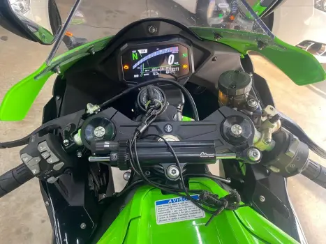 KAWASAKI ZX 10 R NINJA, Foto 2
