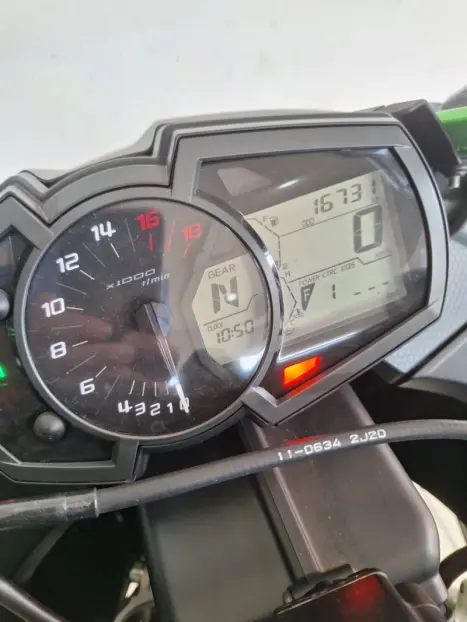 KAWASAKI ZX 6 R 636, Foto 3