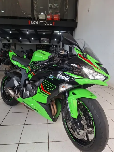 KAWASAKI ZX 6 R 636, Foto 4