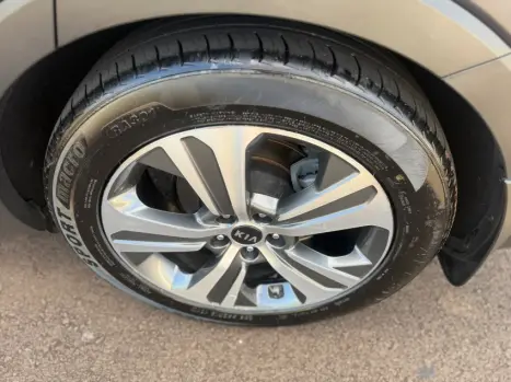 KIA Sorento 3.5 V6 4P EX2 G17 4X4 7 LUGARES AUTOM�TICO, Foto 9