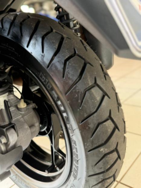 KYMCO Downtown 300i ABS, Foto 2