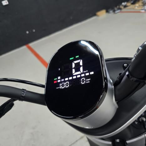 LAF Ava 1000W, Foto 4