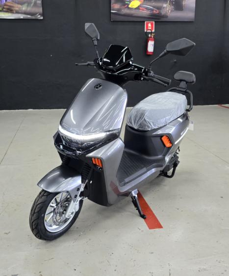 LAF Volt 1000W, Foto 1