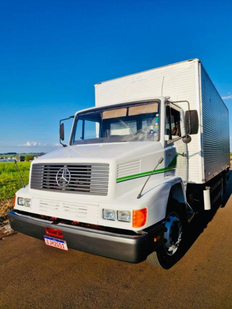 MERCEDES-BENZ 1418 , Foto 1