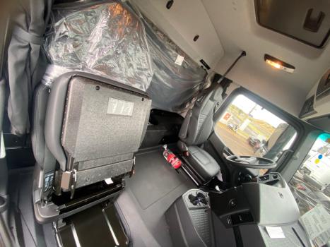 MERCEDES-BENZ Arocs 3351 6X4, Foto 6