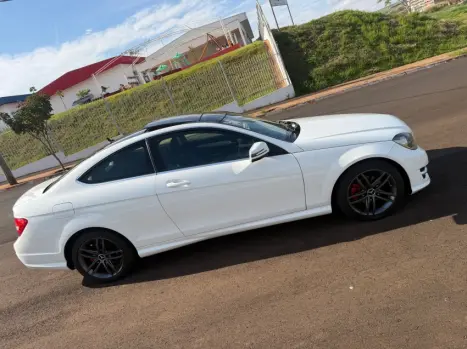 MERCEDES-BENZ C 180 1.6 16V CGI COUP� AUTOM�TICO, Foto 4